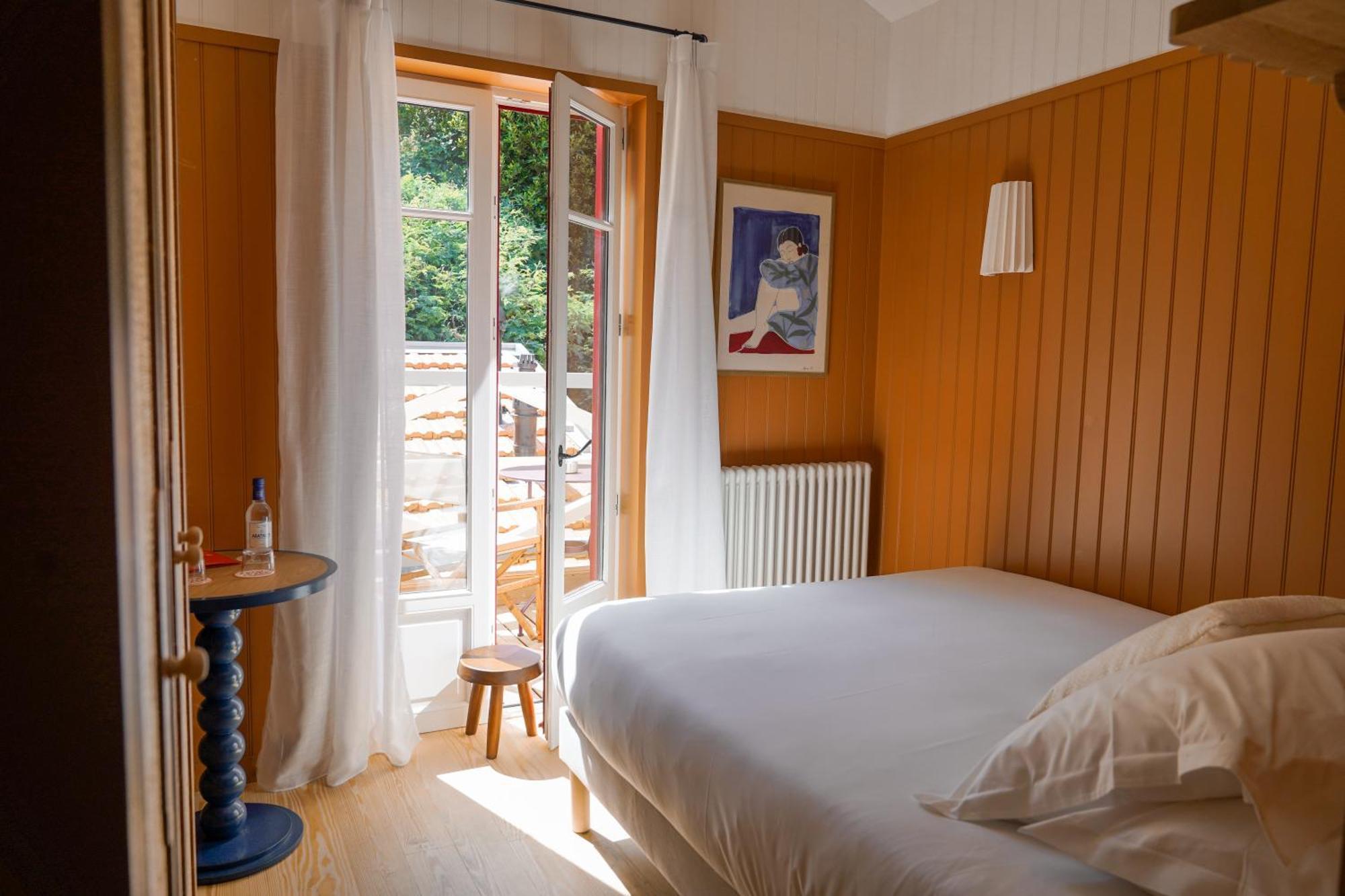 Hotel De La Plage เลเฌอ-แกป-เฟร์เร ภายนอก รูปภาพ