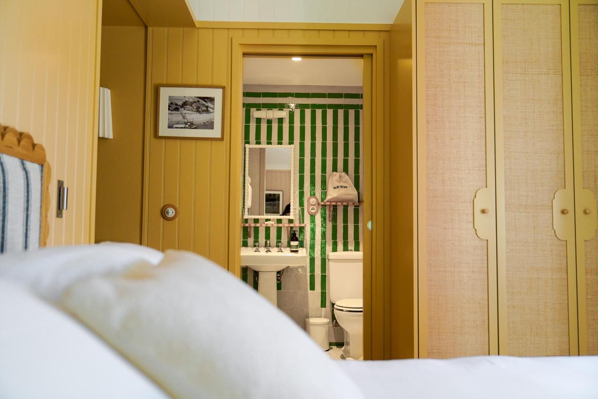 Hotel De La Plage เลเฌอ-แกป-เฟร์เร ภายนอก รูปภาพ