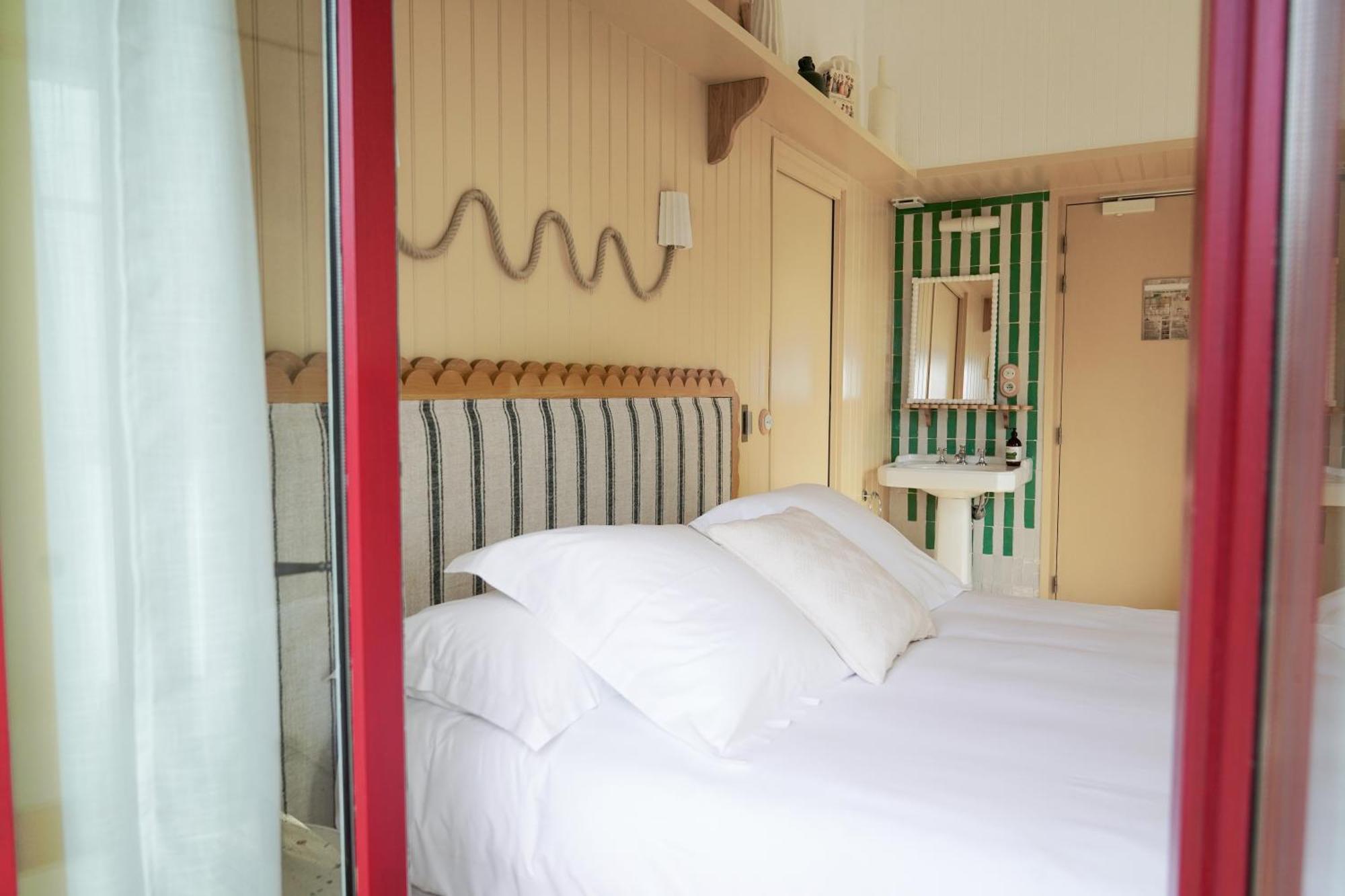 Hotel De La Plage เลเฌอ-แกป-เฟร์เร ภายนอก รูปภาพ